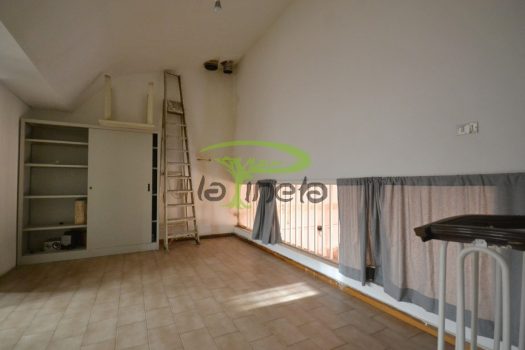 LOCALE COMMERCIALE – VIALE URANIO