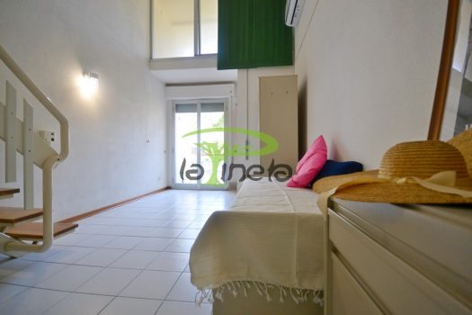 APPARTAMENTO SU DUE PIANI – VIA SARAGO