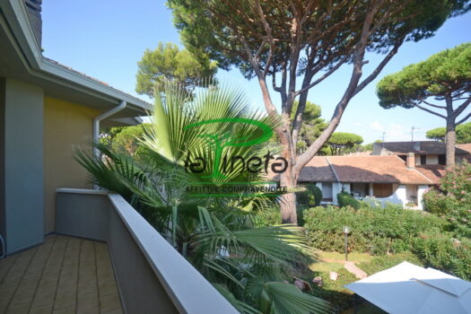 VILLA A SCHIERA SPIGOLA 37
