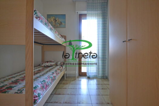 VILLA A SCHIERA SPIGOLA 37