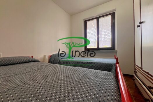 VILLETTA A SCHIERA – VIA MUGGINE 30