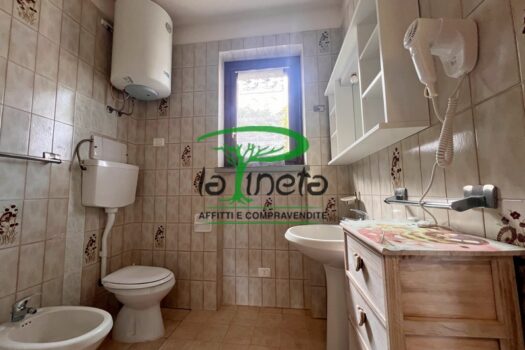 VILLETTA A SCHIERA – VIA MUGGINE 30