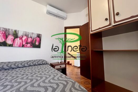 VILLETTA A SCHIERA – VIA MUGGINE 30