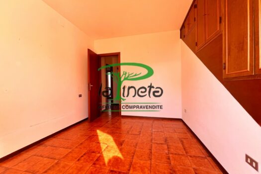 VILLETTA VIA STORIONE 17