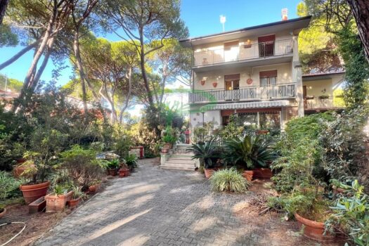 VILLA – VIA TRIGLIA