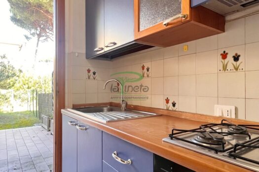 TRIGLIA 36 – VILLETTA A SCHIERA