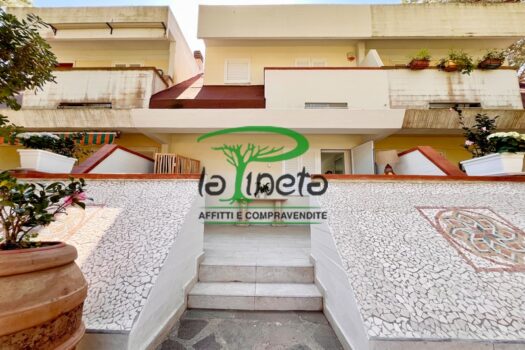 STORIONE 59 – VILLA A SCHIERA