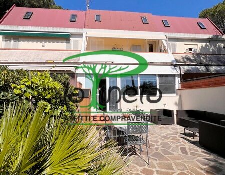 STORIONE 59 – VILLA A SCHIERA